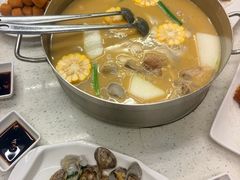 -肥仔文澳门猪骨煲(南京西路店)