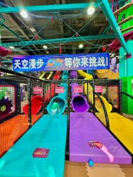-欧酷世界动力星球(王府井奥莱UP TOWN店)