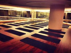 点击看大图 -华翎国际钢管舞培训