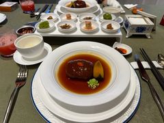 程府毛氏红烧肉搭贝贝南瓜四小菜-程府宴-国宴(南长街·四合院店)
