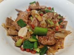 -渝是乎酸菜鱼·川渝小炒(新世界百货望京店)