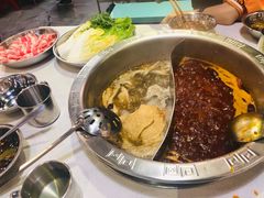-憨铁匠老火锅(龙岗万科里店)