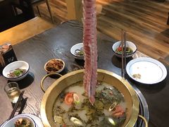 鸿运酸汤锅-土著渔匠·养生蝴蝶鱼(香樟路店)