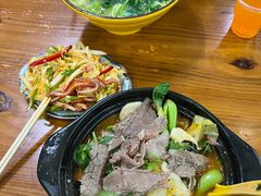 牛肉砂锅-鸿福面馆(乍浦路店)