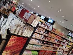 -丽达购物中心(崂山店)