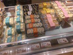 -御蝶坊生日蛋糕KNAC(创业店)