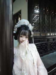 -一揽芳华汉服旗袍体验馆(拙政园店)