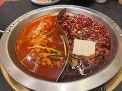 -沸炉重庆老火锅(军事博物馆店)