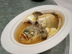 -景月阁空中食府(希尔顿酒店)