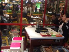 -钢管厂歆瑞源油卤串串香(春熙路太古里店)