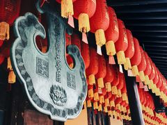 -龙华寺