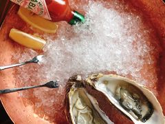进口鲜活生蚝-YUE·6·西式融合餐厅(外滩六号店)