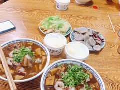 卤煮火烧-门框胡同百年卤煮(新街口店)