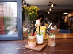 草莓奶咖-转山咖啡(松柏社区店)