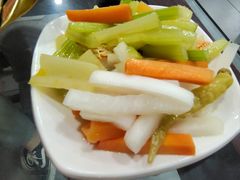 -牛一嘴·兰州牛肉面·大盘鸡(财富中心店)