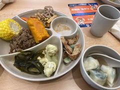 -素满香·全民食养自助(长宁龙之梦店)