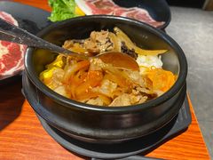 猪肉石锅饭-山之屋炭火烧肉·生啤畅饮(大朗万科中央公园店)