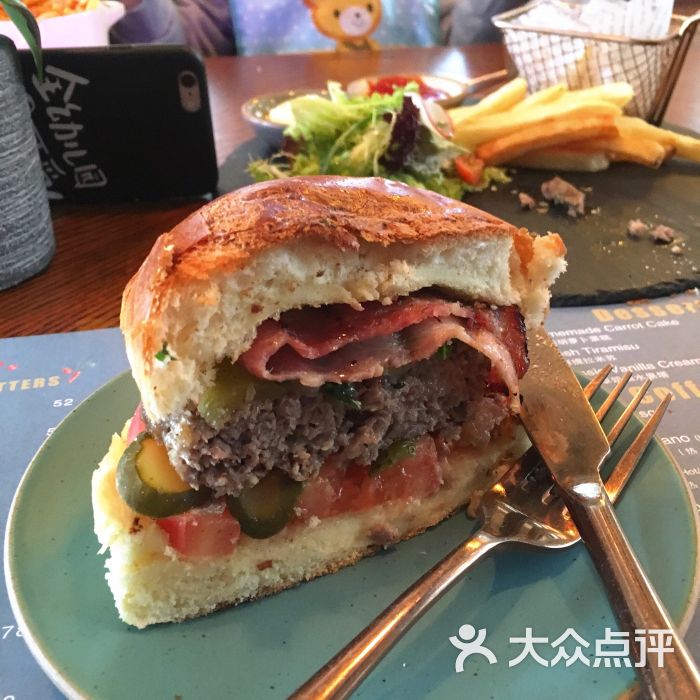 the green bistro 绿食集-招牌牛肉汉堡图片-上海美食-大众点评网