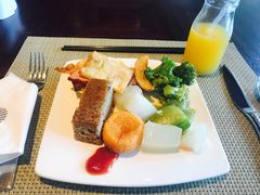 -三亚湾海居铂尔曼度假酒店