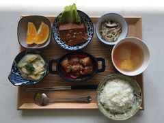 台客2号焢肉饭-命运咖啡馆Destiny Coffee