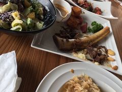 -LENBACH兰巴赫西餐啤酒坊(大连东港店)