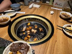 -炼火烤肉店