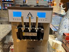 -怡咖啡海鲜自助餐厅(浦东香格里拉店)