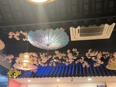 -老街烧烤大排档·地道湖北菜·龙虾馆(汉口火车站店)
