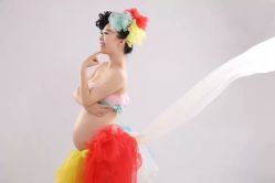 -艾文全家福亲子孕妇摄影馆(银基王朝店)
