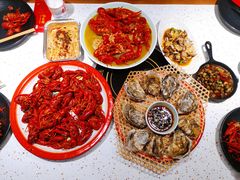 -沪小胖小龙虾(淮海中路旗舰店)