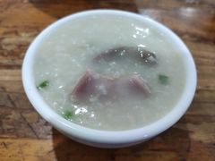 新鲜猪杂粥-南记食粥坊·宵夜大排档(莲花总店)