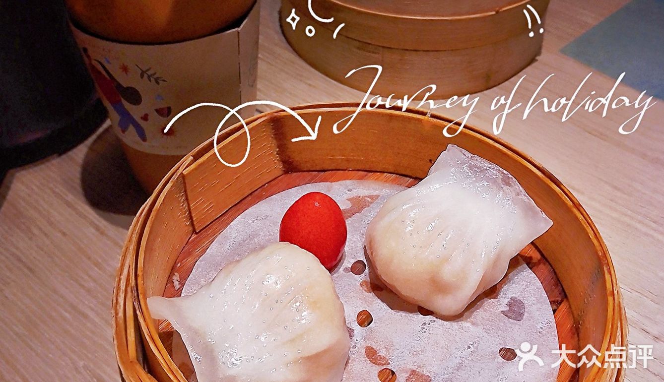 很喜欢这种感觉，整个店都变成微醺的啦 啫啫鸡