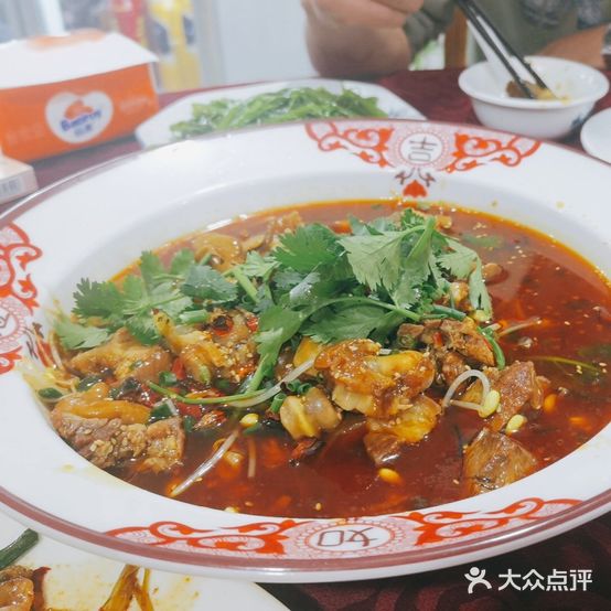 聚一聚四川饭店
