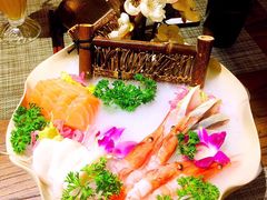 三文鱼刺身-嗨寿司 无国界料理