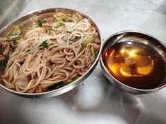 -正宗杨记普洱酸醋米线(总店)