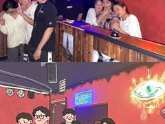 -荒岛实景沉浸密室(江汉路1店)
