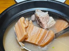 -莲餐厅·湖北菜·潜江小龙虾店(愚园路店)