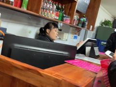 -宝瑞门钉肉饼店