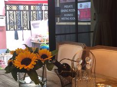 -SISTERS BAR RESTAURANT川意酒馆(嘉善老市H楼店)
