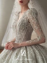 -Renee芮亦婚纱(原丽莎)