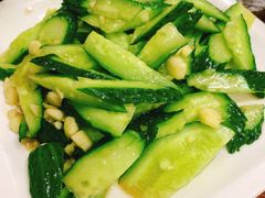 拍黄瓜-黑皮酸菜鱼(三山街店)