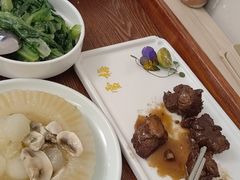-雪梅月子中心(华侨城店)