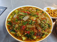 -官塘陈记鱼生·潮汕砂锅粥·牛肉火锅(潮枫路总店)