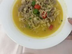 酸汤浸雪花肥牛-锦粤宫·精致粤菜(深圳北站店)