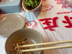 -肥肥虾庄·金牌油焖大虾(汉街SKP店)