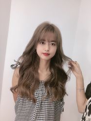 -BULB STUDIO 巴柏明星发型工作室