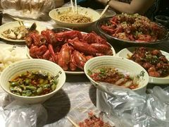 -巴厘龙虾·榜首油焖大虾(音乐学院·沿江酒馆店)