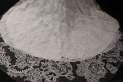 -Vera Wang婚纱礼服旗舰店