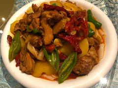 新疆大盘鸡-巴扎美食·新疆菜·西域歌舞表演餐厅(新疆大厦店)