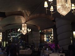 -迪拜帆船酒店海底餐厅